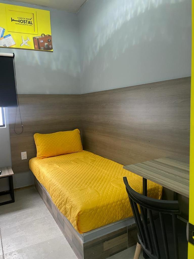 Check Inn Hostal Aeropuerto Gdl Las Pintas ภายนอก รูปภาพ